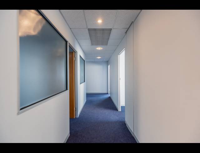 319M² OFFICE TO LET IN MUSGRAVE